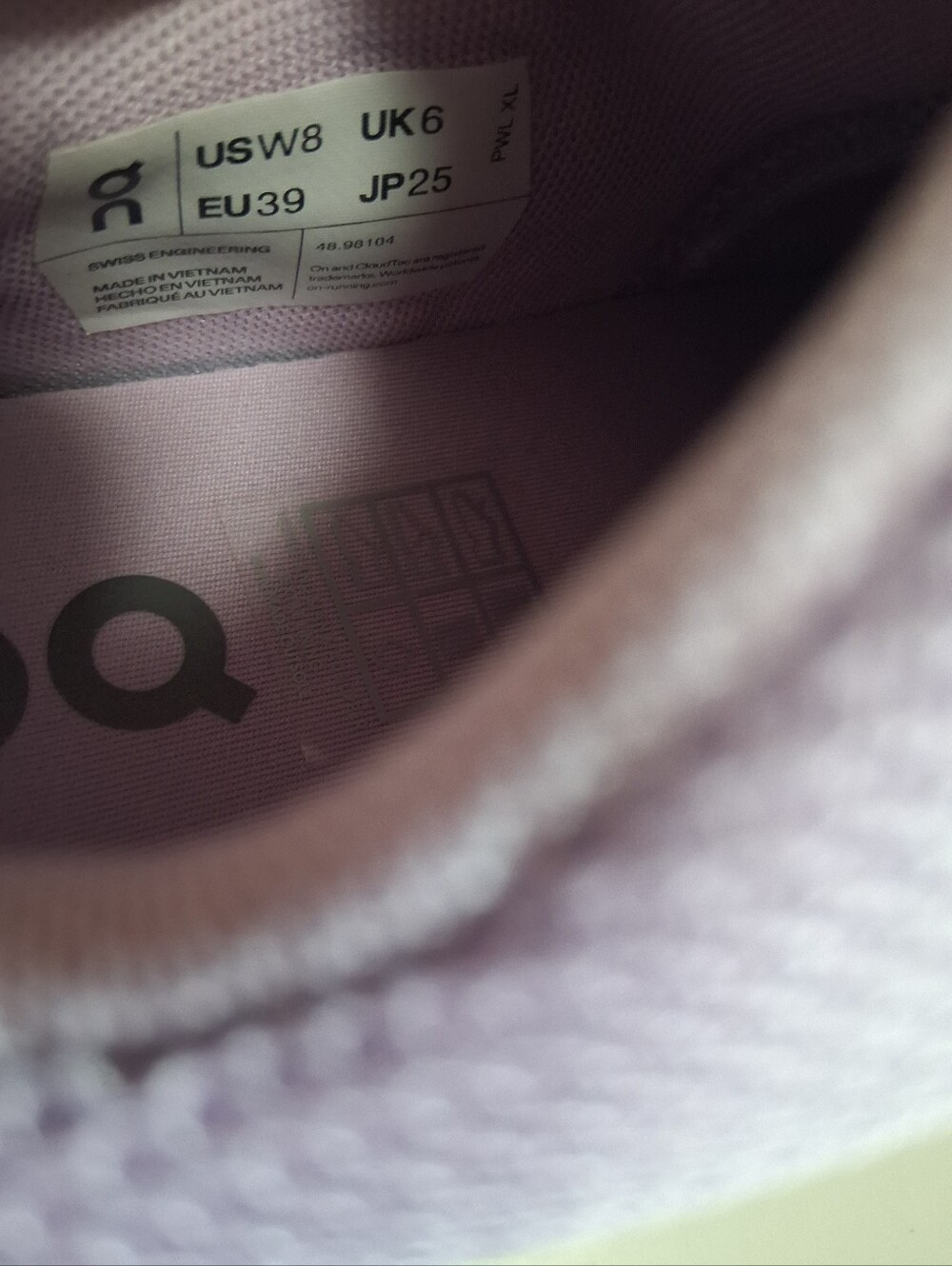 On The Roger Advantage Women's Sneaker * Size: 8 * NEW - Picture 8 of 8